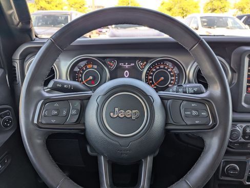 Used 2023 Jeep Wrangler Unlimited Sport AWD/4WD image 18