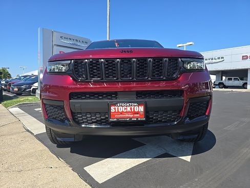 New 2025 Jeep Grand Cherokee L Altitude image 21