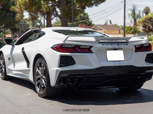 Used 2023 Chevrolet Corvette Stingray Premium Cpe w/ Z51 Performance Package image 6