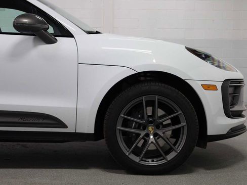Certified 2025 Porsche Macan Turbo image 11