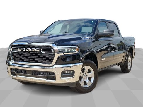 Used 2025 RAM 1500 Big Horn AWD/4WD image 4