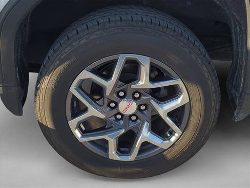 Used 2023 GMC Sierra 1500 SLT w/ SLT Premium Package RWD image 6
