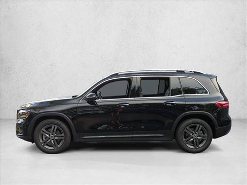 Used 2026 Mercedes-Benz GLB 250 image 8