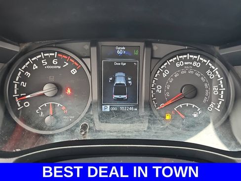 Used 2021 Toyota Tacoma SR AWD/4WD image 18