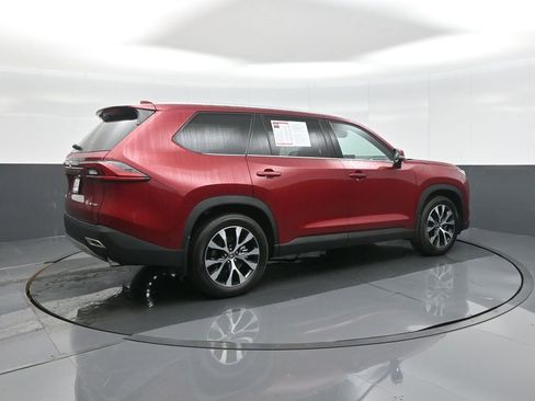 Certified 2026 Toyota Grand Highlander AWD Hybrid image 7