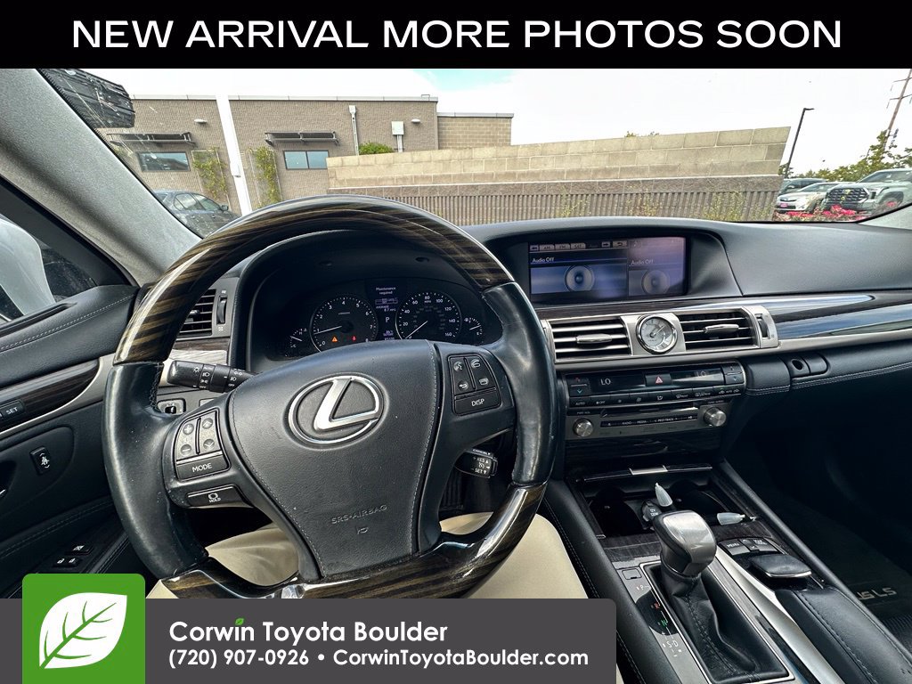 Used 2013 Lexus LS 460 AWD w/ Comfort Pkg image 14