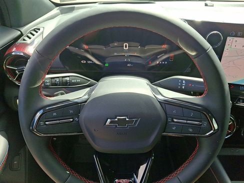 New 2025 Chevrolet Blazer EV RS RWD image 15