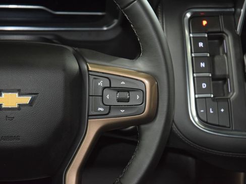 Used 2024 Chevrolet Tahoe High Country AWD/4WD image 37