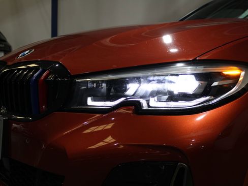 Used 2020 BMW M340i xDrive image 8