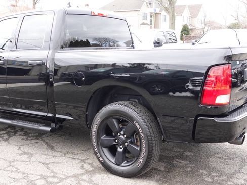 Used 2022 RAM 1500 Express w/ Wheel & Sound Group AWD/4WD image 9
