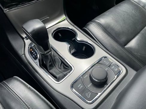 Used 2021 Jeep Grand Cherokee Overland AWD/4WD image 22