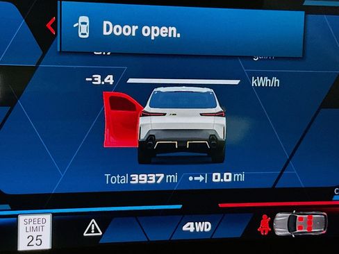 Used 2023 BMW XM image 9