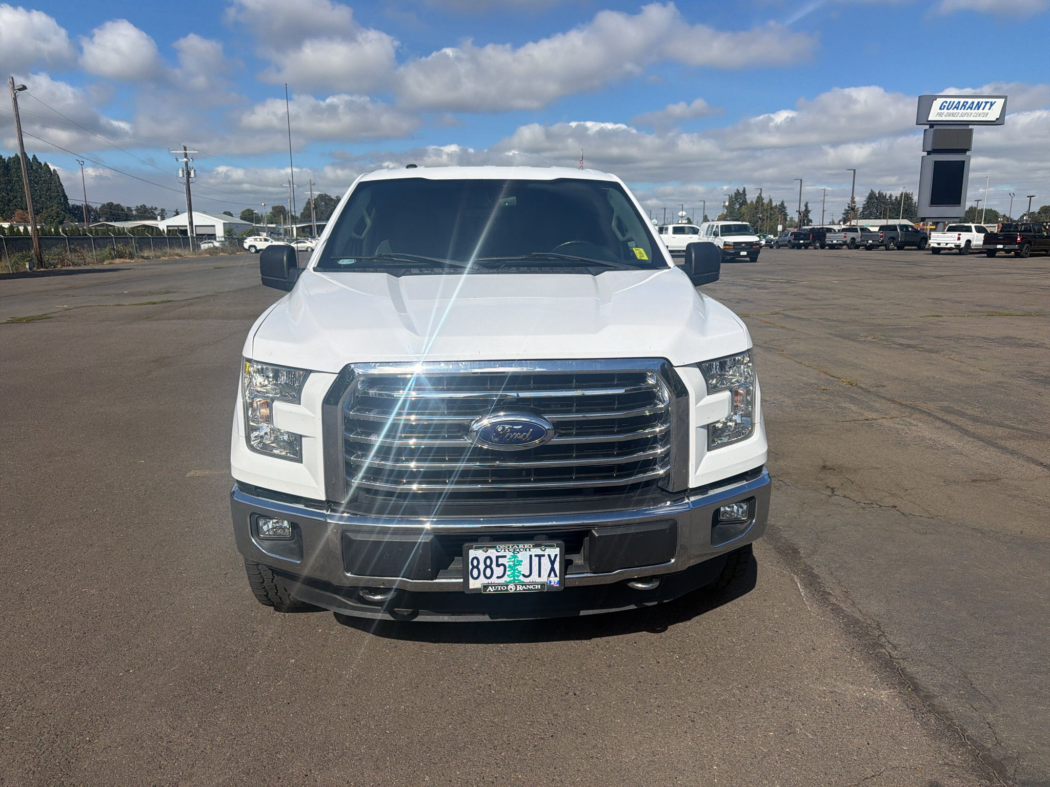 Used 2015 Ford F150 XLT w/ Equipment Group 302A Luxury AWD/4WD image 2