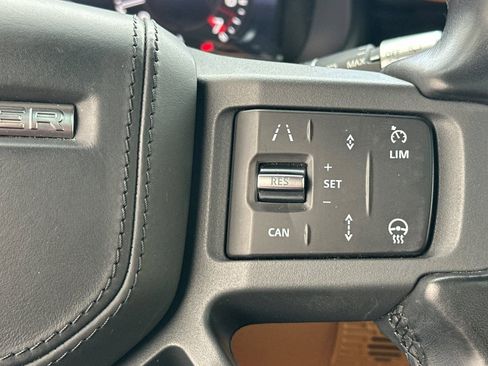 Used 2020 Land Rover Defender 110 X AWD/4WD image 30