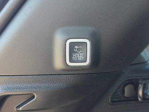 New 2026 Jeep Grand Cherokee Laredo AWD/4WD image 17