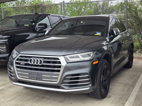Used 2018 Audi SQ5 Premium Plus w/ Navigation Package AWD/4WD image 3