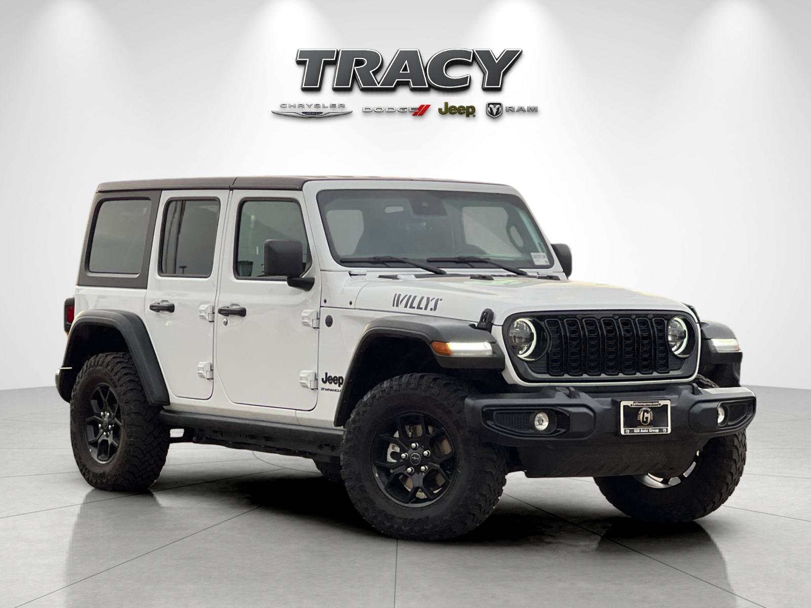 Used 2025 Jeep Wrangler Unlimited Sport AWD/4WD image 2