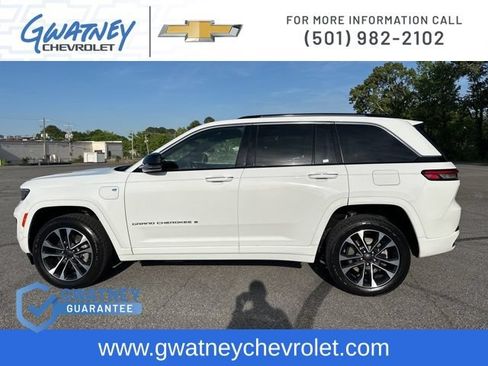 Used 2022 Jeep Grand Cherokee Overland AWD/4WD image 8
