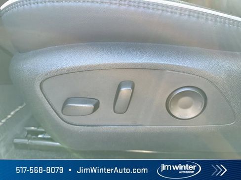 Used 2025 GMC Acadia Denali image 28