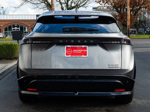 Used 2024 Nissan Ariya AWD image 5
