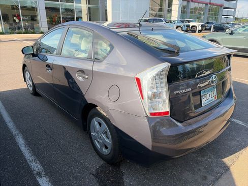 Used 2011 Toyota Prius Two FWD image 4