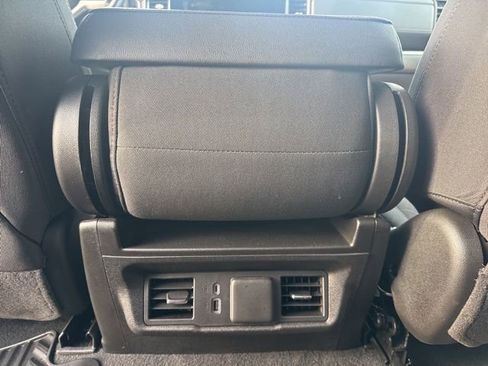 Used 2024 Chevrolet Silverado 1500 LT image 28