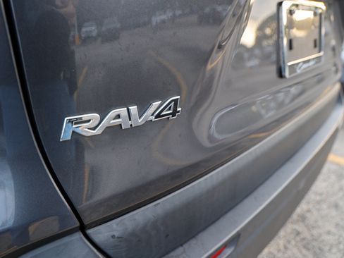 Used 2024 Toyota RAV4 XLE w/ Convenience Package AWD/4WD image 11