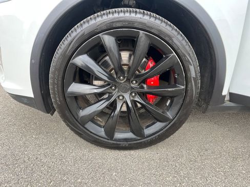Used 2020 Tesla Model X Performance image 29
