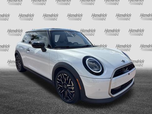 Used 2025 MINI Cooper S FWD image 2
