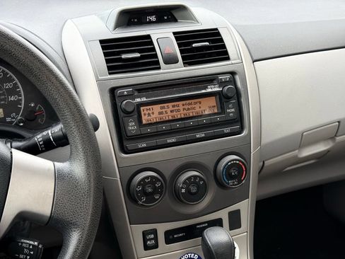 Used 2012 Toyota Corolla LE w/ Premium Pkg FWD image 27