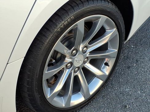 Used 2018 Cadillac CTS Luxury image 13