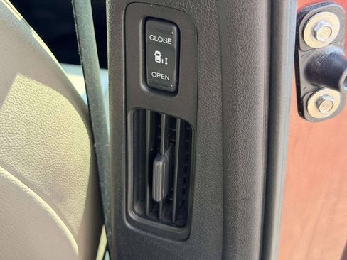 Used 2018 Honda Odyssey EX-L image 33