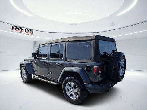 Used 2018 Jeep Wrangler Unlimited Sport S AWD/4WD image 5