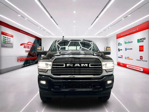 Used 2024 RAM 2500 Laramie w/ Safety Group AWD/4WD image 2