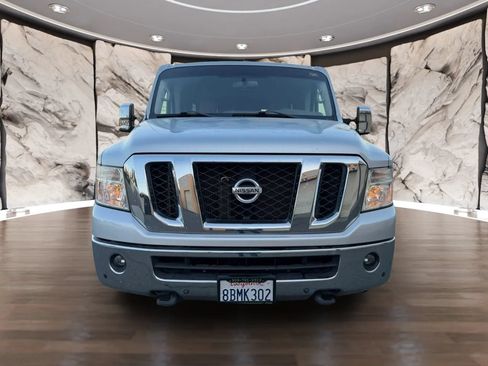 Used 2017 Nissan NV 3500 SL RWD image 2