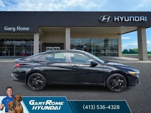 Certified 2026 Hyundai Elantra Sport FWD image 11