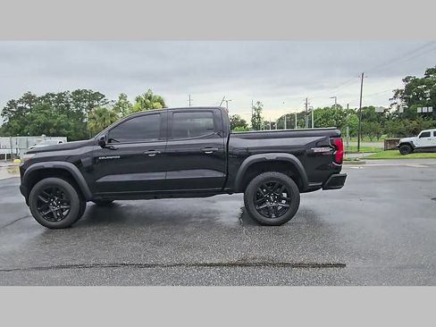 Used 2024 Chevrolet Colorado Trail Boss AWD/4WD image 28