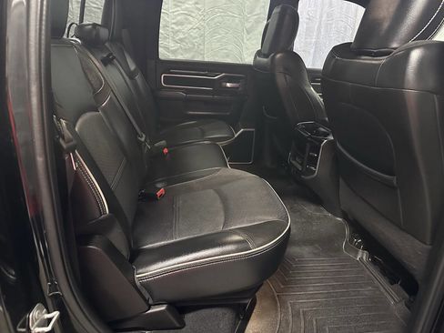 Used 2020 RAM 2500 Laramie w/ Night Edition AWD/4WD image 10