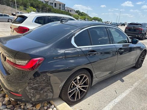 Used 2022 BMW 330i Sedan w/ Driving Assistance Package RWD image 3
