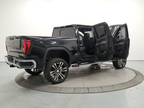 Used 2022 GMC Sierra 1500 SLT w/ SLT Premium Plus Package AWD/4WD image 15