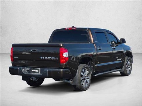 Used 2021 Toyota Tundra Limited w/ Limited Premium Package AWD/4WD image 5