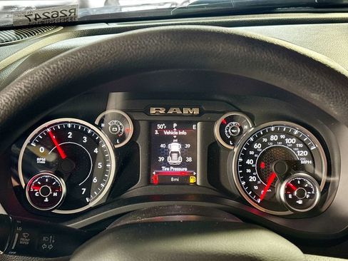 New 2026 RAM 1500 Express AWD/4WD image 14