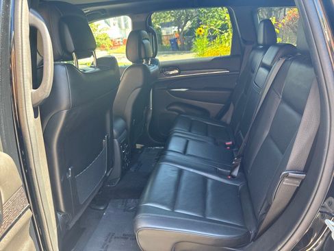Used 2021 Jeep Grand Cherokee High Altitude AWD/4WD image 32