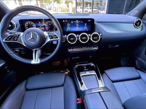 Used 2025 Mercedes-Benz GLA 250 image 15