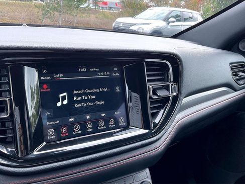 Used 2023 Dodge Durango GT image 10