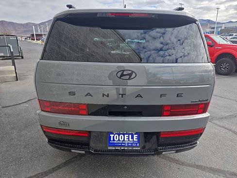 Used 2025 Hyundai Santa Fe Calligraphy image 5