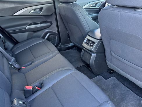 Used 2026 Chevrolet Equinox EV LT image 18