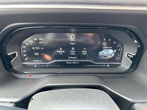 Used 2024 GMC Yukon XL Denali AWD/4WD image 15