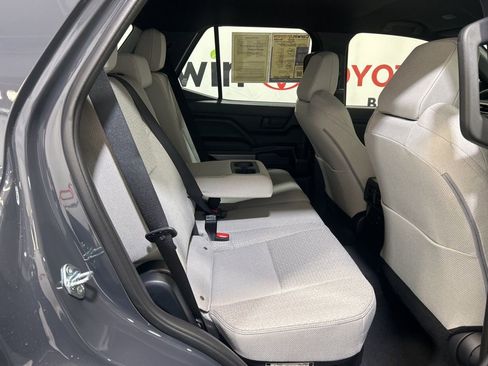 Used 2026 Toyota 4Runner SR5 image 16