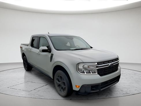 Used 2023 Ford Maverick Lariat w/ Equipment Group 500A Standard AWD/4WD image 3